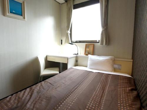 hotel livemax shin osaka