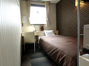 hotel livemax shin osaka