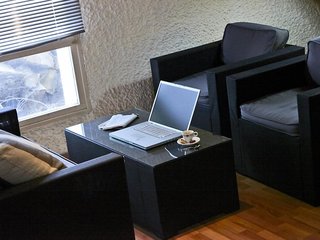 greet hotel villeneuve la garenne