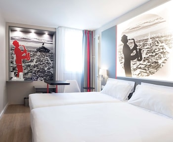 hotel kyriad paris nord porte de saint ouen