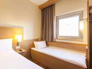 bandb hotel paris nord 2 cdg aeroport 3 etoiles