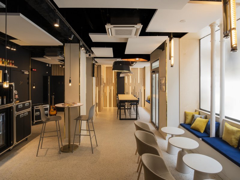 ibis styles paris opera lafayette