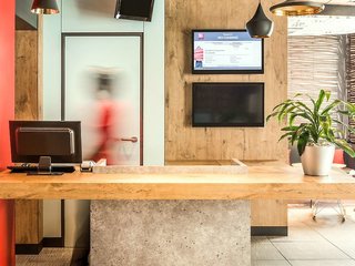Hotel Ibis Paris Boulogne-Billancourt (Adults Only),Hauts-De-Seine>>Boulogne-Billancourt,3 star