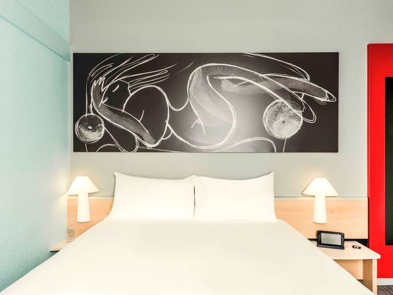 hotel ibis paris boulogne billancourt adults only