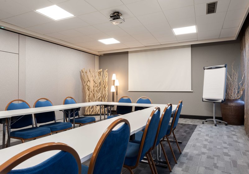 kyriad creteil bonneuil sur marne