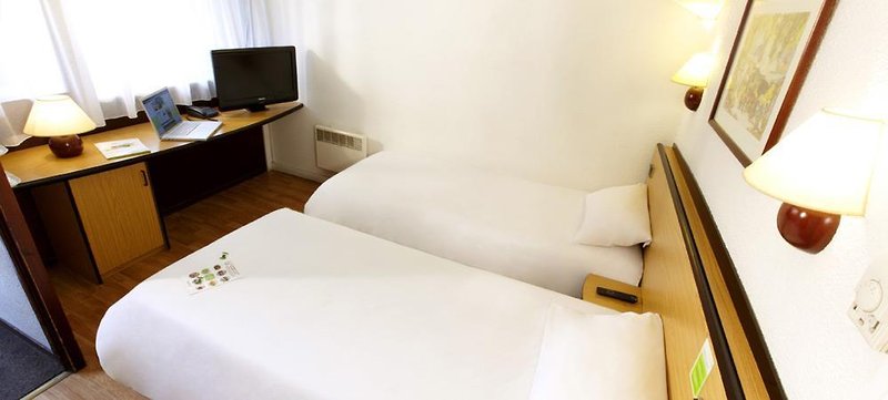 kyriad le blanc mesnil