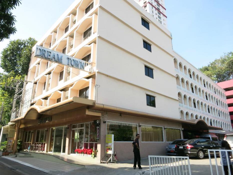 dream town pratunam hotel