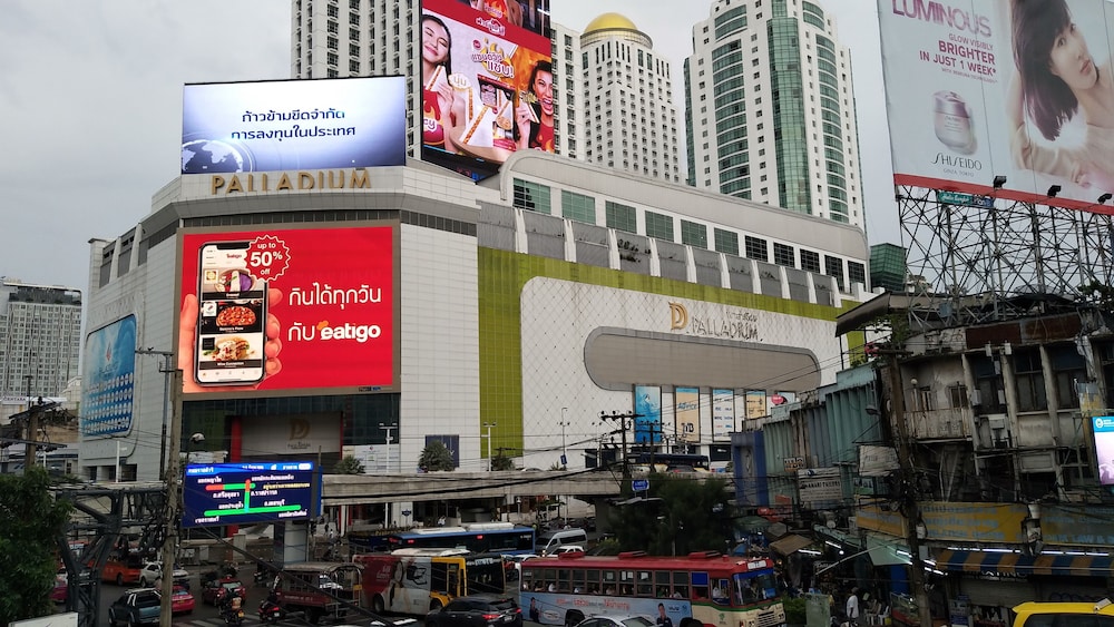 dream town pratunam hotel
