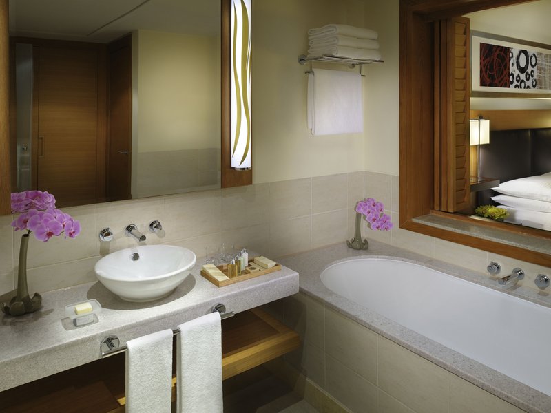 movenpick hotel jumeirah beach