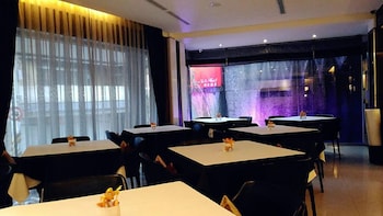 aqua bella hot spring hotel