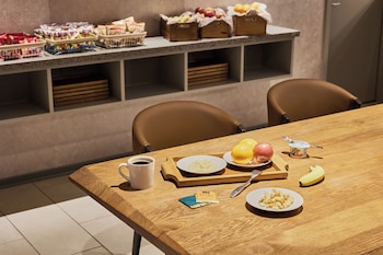 orange hotel ximen