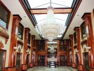 Woodbine Hotel And Suites,Etobicoke>>Ajax,3 star