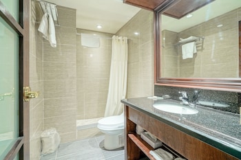 woodbine hotel and suites