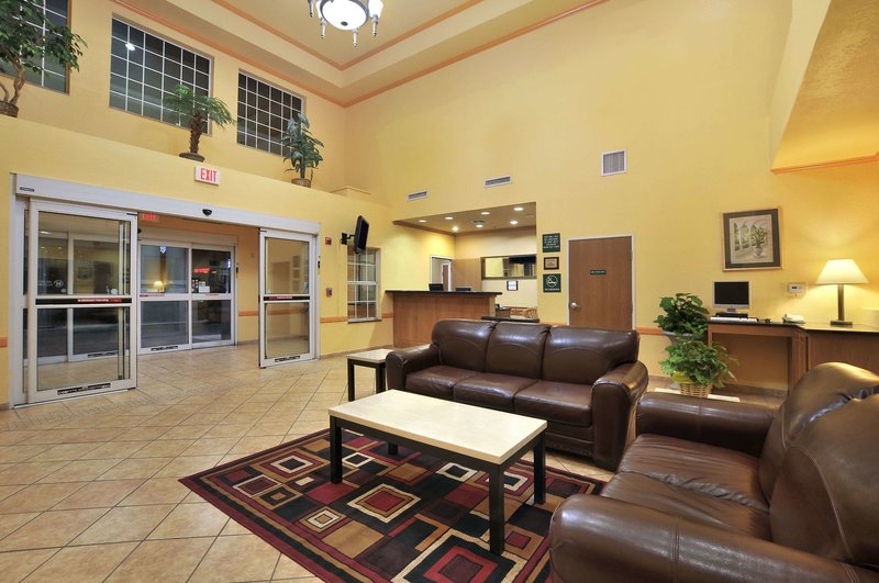 super 8 by wyndham san antonio alamodome area