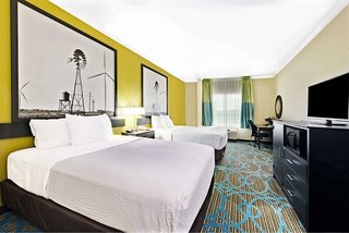 super 8 by wyndham san antonio alamodome area