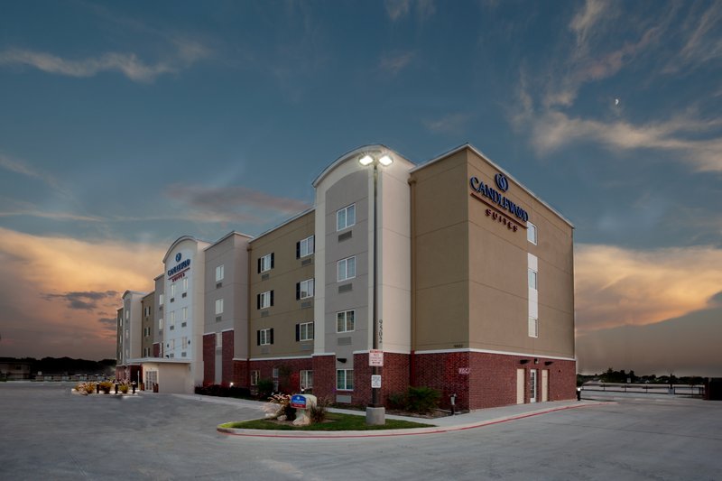 candlewood suites san antonio nw near seaworld an ihg hotel