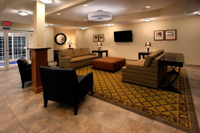 candlewood suites san antonio nw near seaworld an ihg hotel