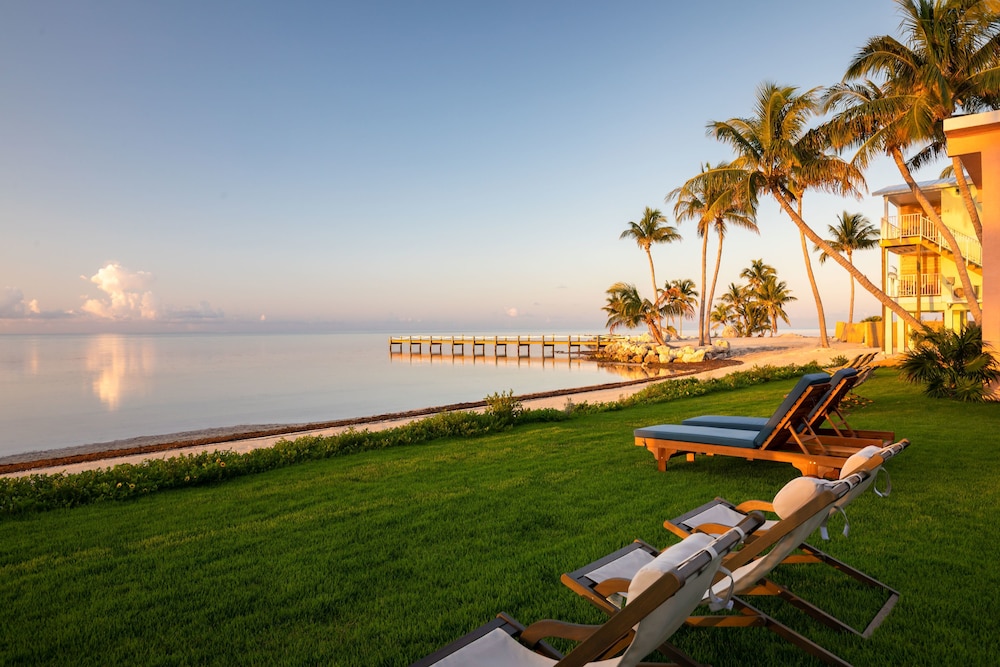 grassy flats resort and beach club