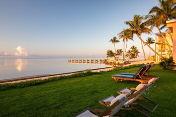 grassy flats resort and beach club