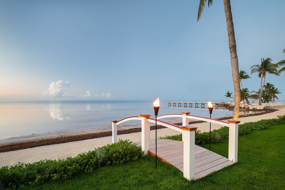 grassy flats resort and beach club