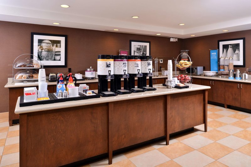hampton inn and suites fort belvoir alexandria south