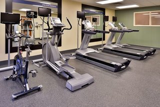 hampton inn and suites fort belvoir alexandria south
