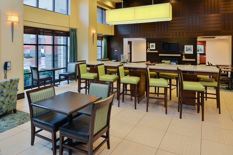 hampton inn and suites fort belvoir alexandria south