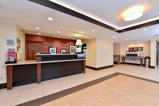 hampton inn and suites fort belvoir alexandria south