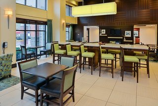 hampton inn and suites fort belvoir alexandria south