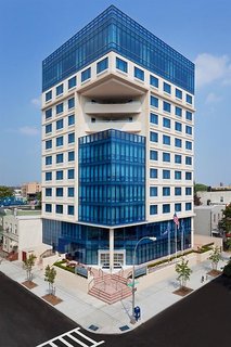 Vista Lic Hotel, Bw Premier Collection,Near Bloomingdale's,4 star