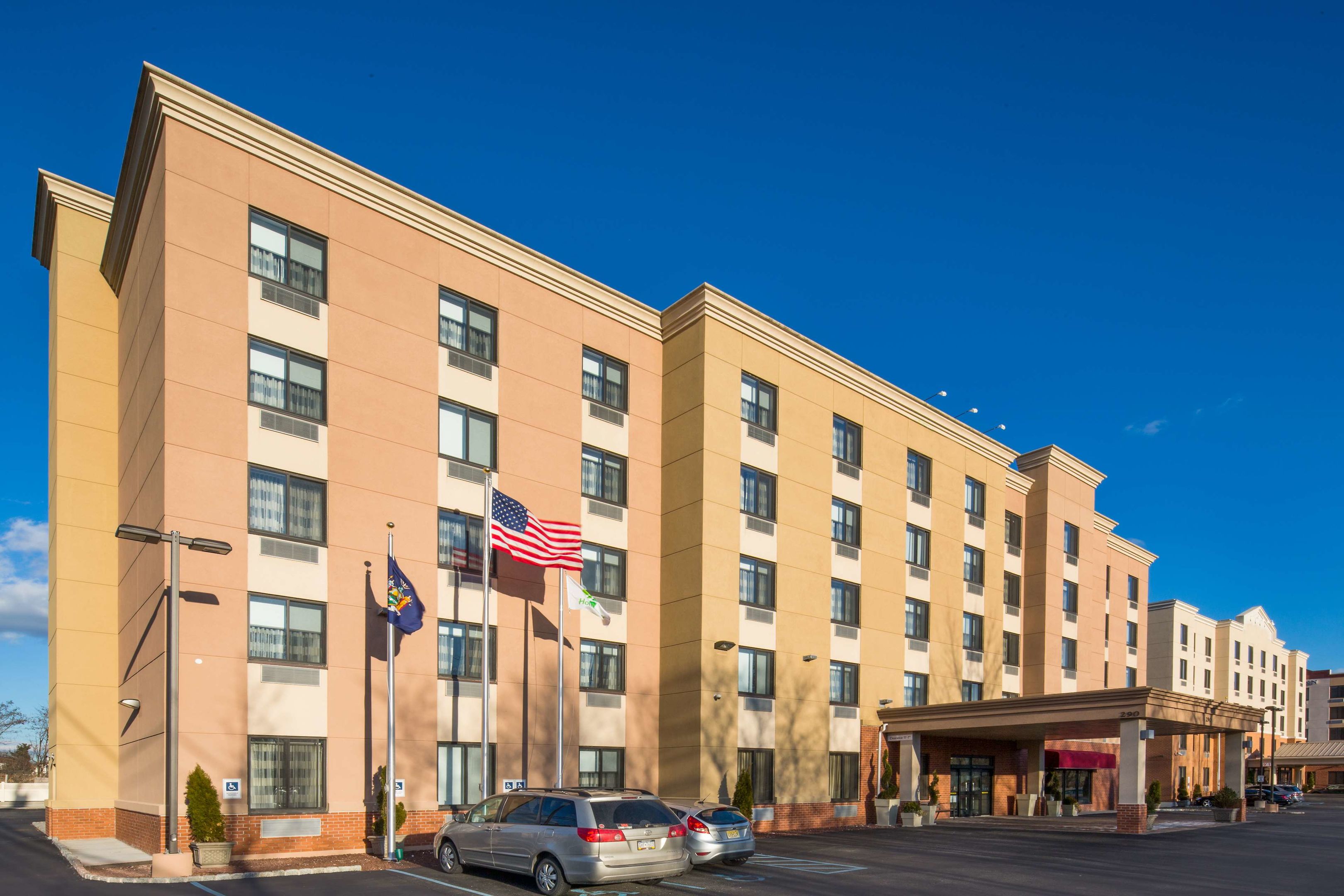 fairfield inn and suites by marriott new york staten island