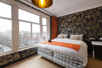 the amsterdam canal hotel