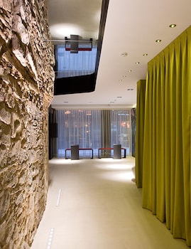 hotel barcelona house