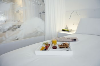 renaissance barcelona fira hotel
