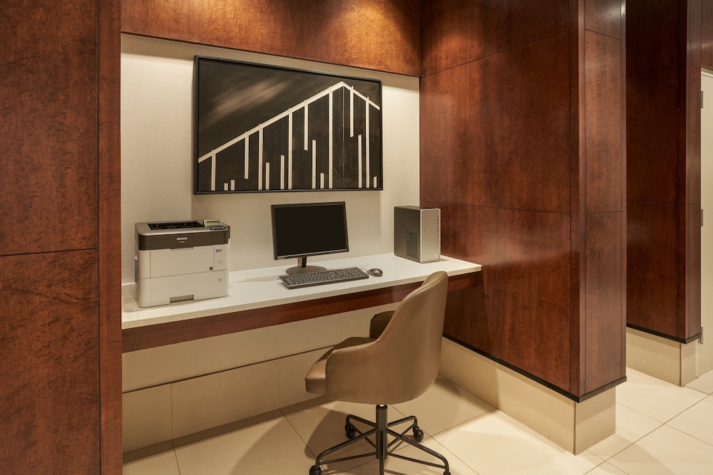 springhill suites philadelphia airport ridley park