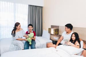 Holiday Inn Express Phuket Patong Beach Central By Ihg,Near Patong Beach,4 star