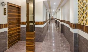 hotel hometown bandra kurla complex