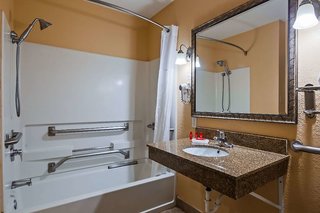 baymont by wyndham la vergne