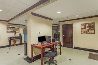baymont by wyndham la vergne