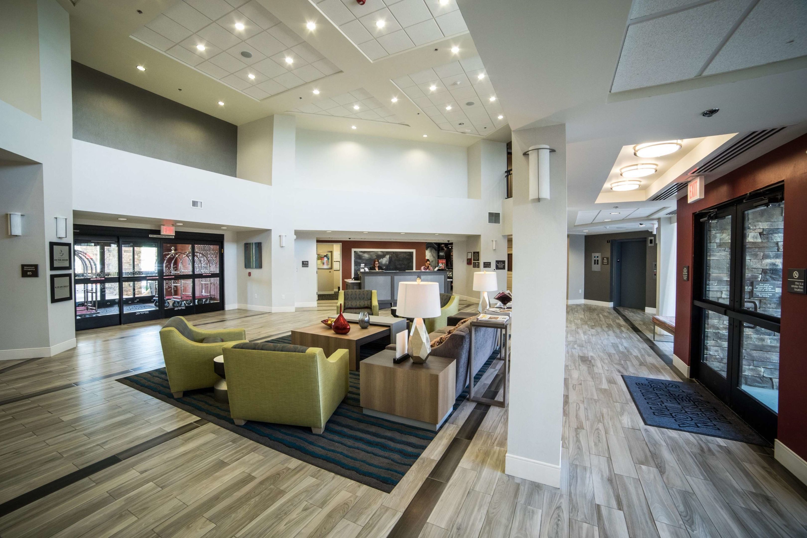 hampton inn and suites tempe phoenix airport az