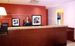 Hampton Inn & Suites By Hilton Laval,Montreal>>Laval,3 star