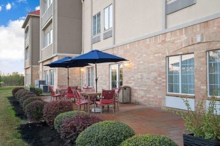 la quinta inn and suites by wyndham houston westchase