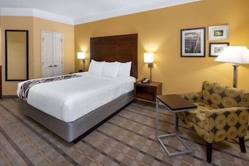 la quinta inn and suites by wyndham houston nw beltway8 westrd