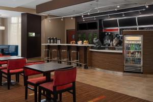 courtyard houston kingwood