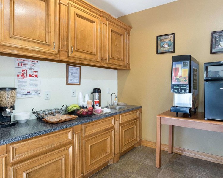 rodeway inn and suites humble tx