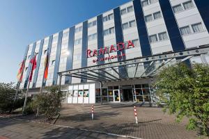 Ramada By Wyndham Hannover,Hanover>>Hannover,3 star
