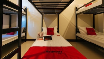 reddoorz golite washington hostel