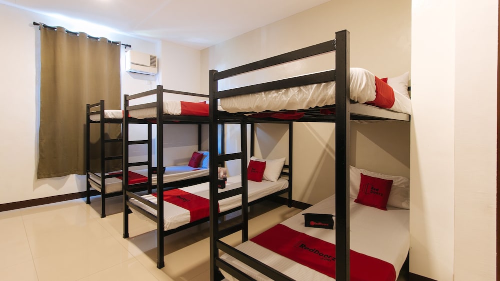 reddoorz golite washington hostel