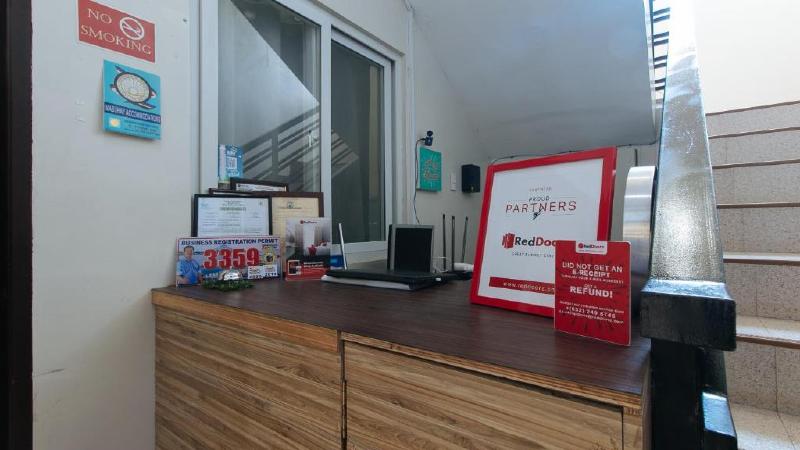 reddoorz golite washington hostel