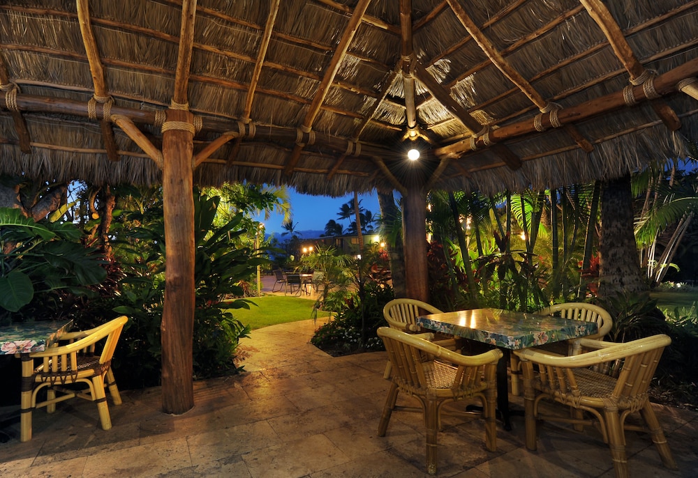 the mauian boutique beach studios on napili bay